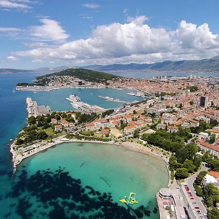 Pensionat With Wifi - 18094 Split